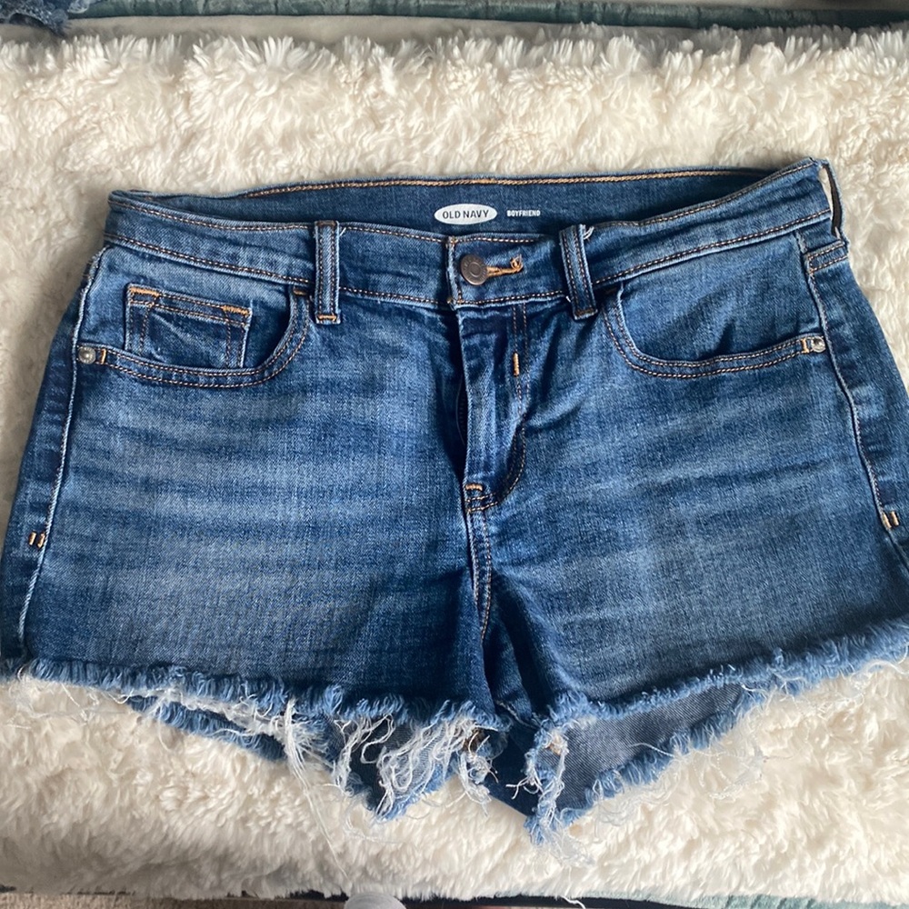 Old navy boyfriend demon shorts size 4